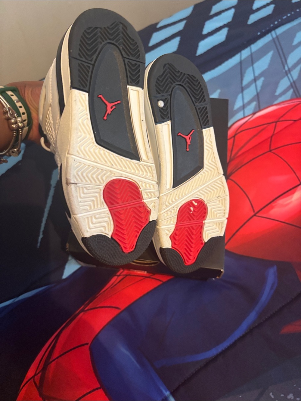 Jordan Kids' Sneakers in White and Black - Picture 5 of 7